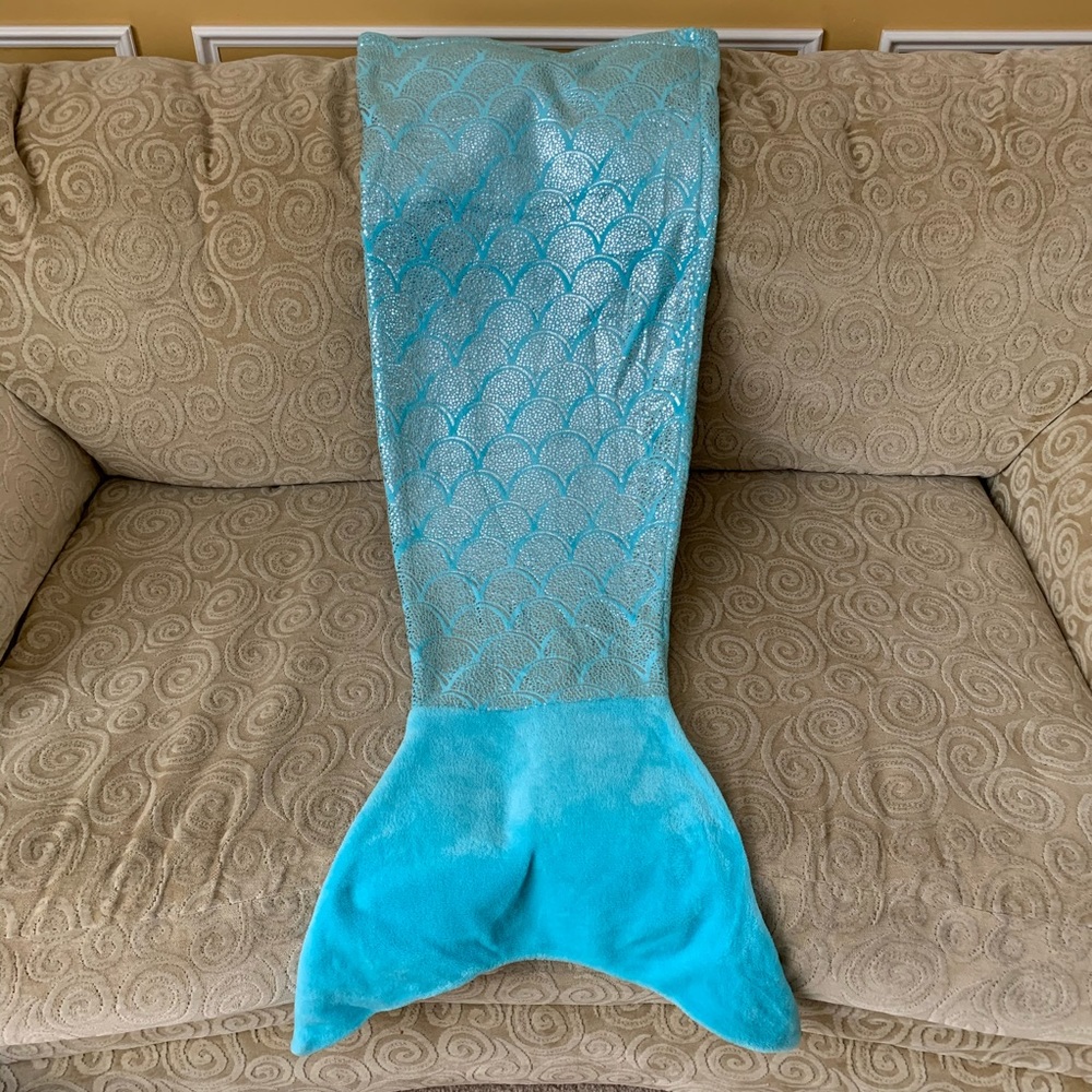 Light Blue & Silver Fleece Mermaid Tail Blanket
